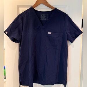 Figs  “Catarina” scrub top size medium one pocket